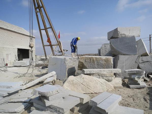 کارخانجات سنگ ساختمانی تراورتن ارزان روشن